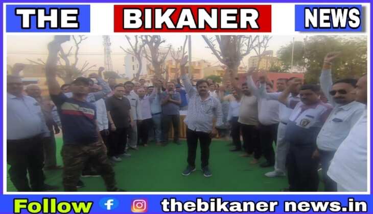 पवनपुरी क्षेत्र में स्थित गंदे नाले की समस्या के संबंध में क्षेत्र वासियों ने की बैठक,सरकार को देगे ज्ञापन