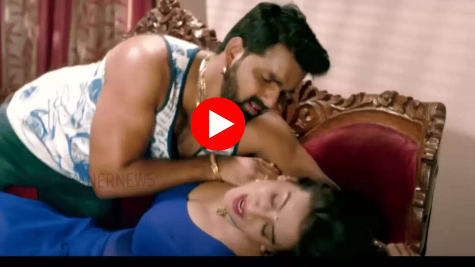 Bhojpuri Song: पवन सिंह संग अक्षरा सिंह का ये वीडियो उड़ा रहा है गर्दा, देखते ही बन जायगा रोमेंटिक मूड