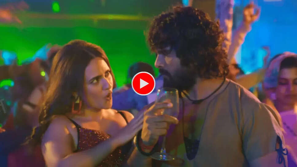 Bhojpuri Song: खेसारी भइया संग अहाना शर्मा ने फिर काटा ग़दर, बार बार देखा जा रहा है 'हल्ला भइल बा' भोजपुरी गाना 