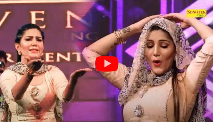 इश्‍क का लाडा...गाने पर Sapna Choudhary ने लाइव शो में किया खुल्‍लम-खुल्‍ला डांस, ठुमके देख चौंधिया गई पब्लिक की ऑंखें 